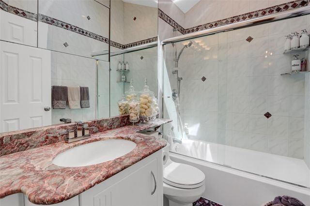 233 Willow Street, Massapequa Park, NY 11762