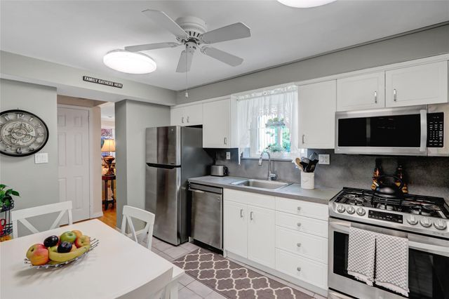 233 Willow Street, Massapequa Park, NY 11762