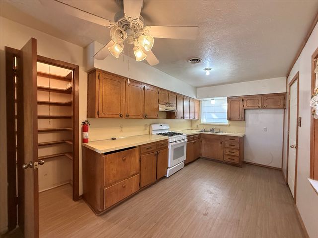 1901 Pyramid Drive, Mesquite, TX 75149