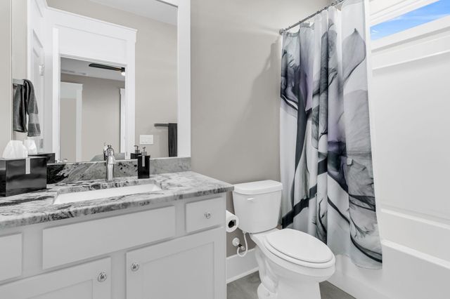 172 Collared Dove Court, Summerville, SC 29483