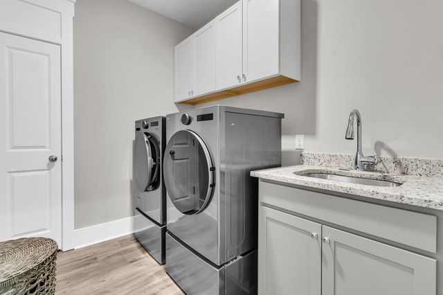 172 Collared Dove Court, Summerville, SC 29483