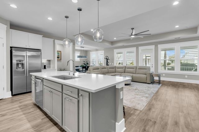 172 Collared Dove Court, Summerville, SC 29483