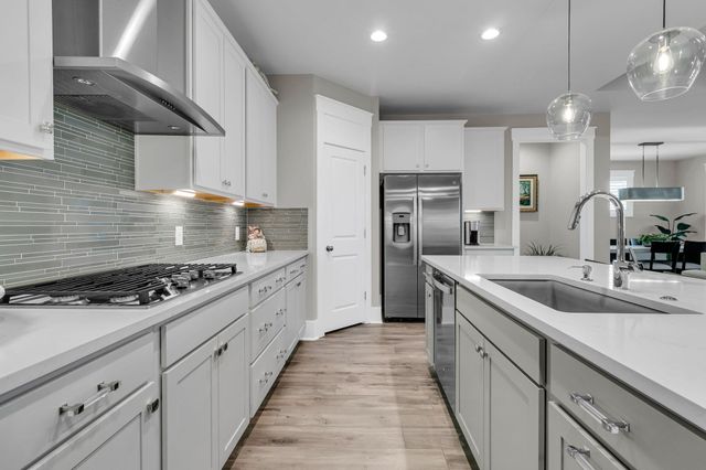 172 Collared Dove Court, Summerville, SC 29483