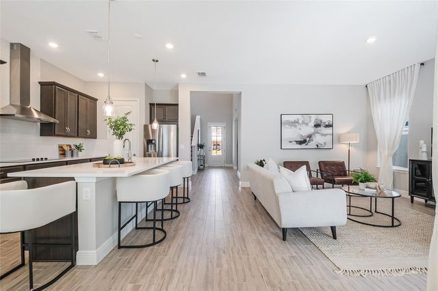 10657 MARCONI AVENUE, Orlando, FL 32827