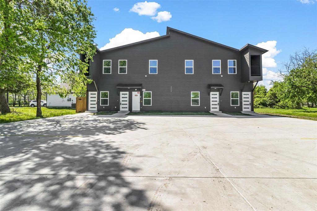 3507 Marshall Street C, Greenville, TX 75401