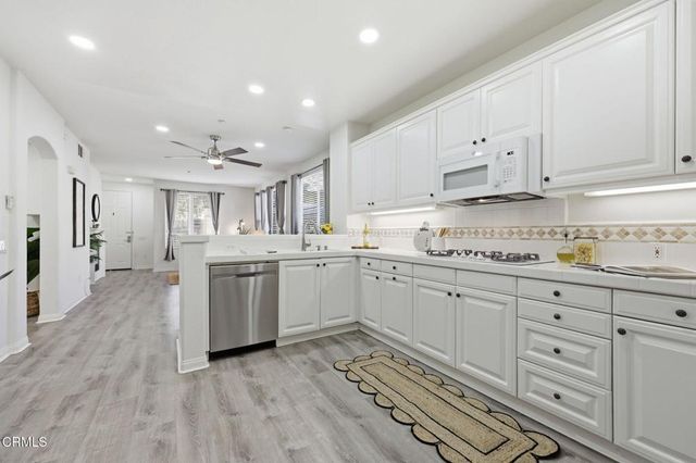 1740 Tanager Street 2-102, Ventura, CA 93003