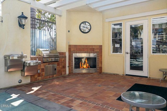 1740 Tanager Street 2-102, Ventura, CA 93003