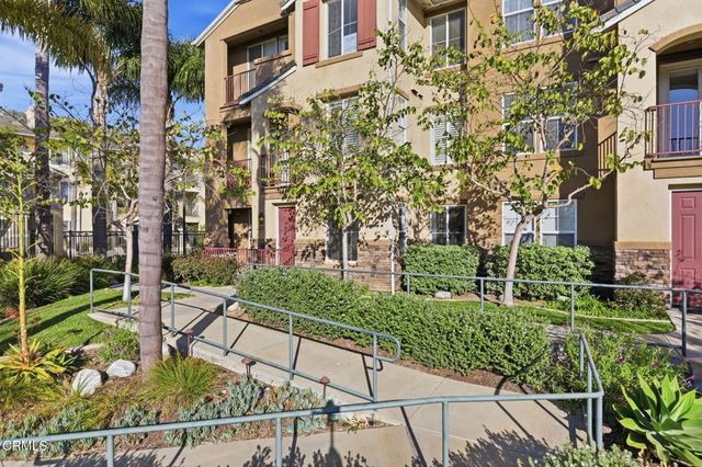 1740 Tanager Street 2-102, Ventura, CA 93003