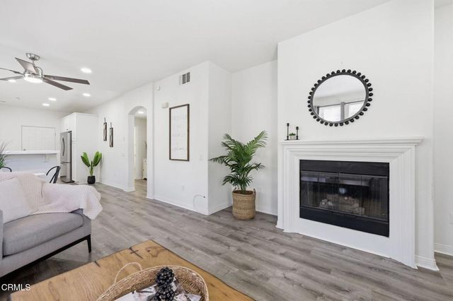 1740 Tanager Street 2-102, Ventura, CA 93003