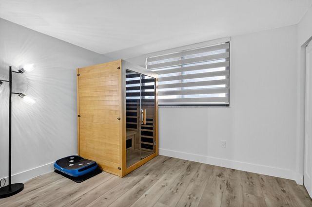 1000 Colony Point Cir 501, Pembroke Pines, FL 33026