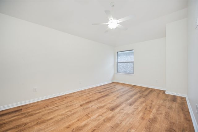 342 Manchester Drive, Roanoke, TX 76262