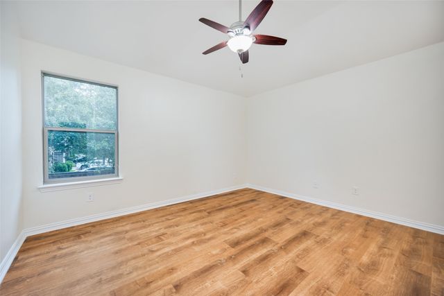 342 Manchester Drive, Roanoke, TX 76262