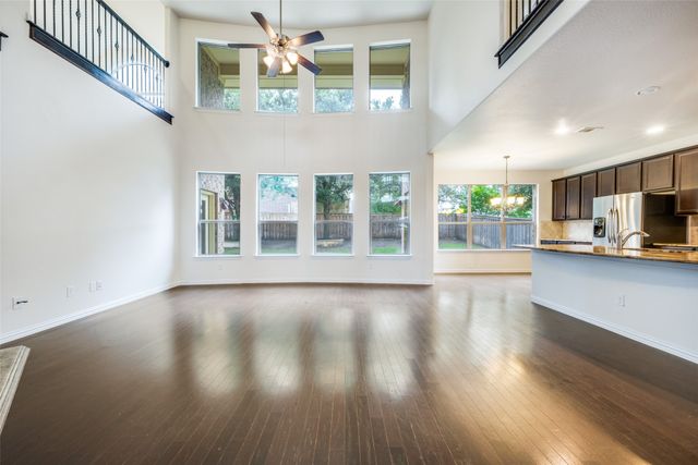 342 Manchester Drive, Roanoke, TX 76262