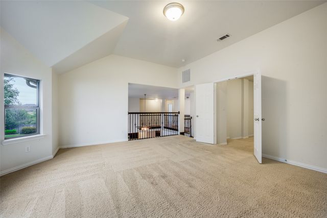 342 Manchester Drive, Roanoke, TX 76262