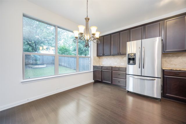 342 Manchester Drive, Roanoke, TX 76262