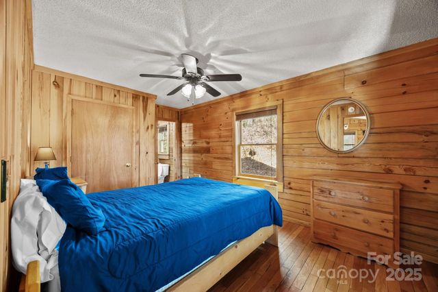 306 Forget Me Not Lane, Whittier, NC 28789