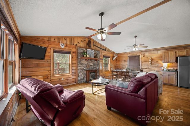 306 Forget Me Not Lane, Whittier, NC 28789
