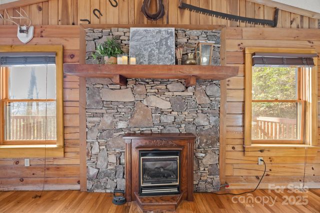 306 Forget Me Not Lane, Whittier, NC 28789