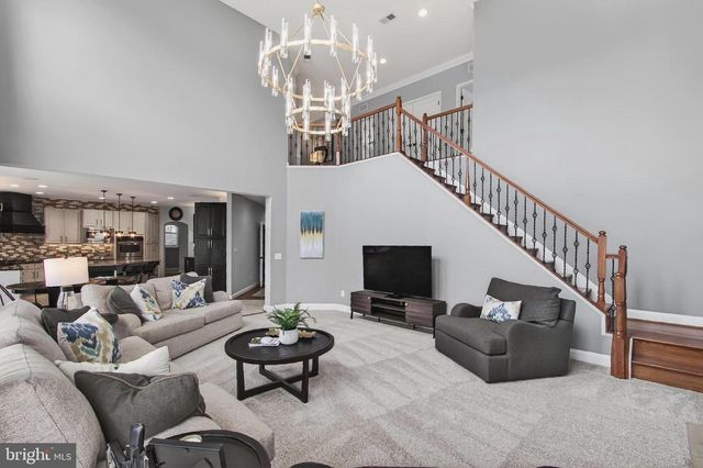 23075 MERIWEATHER CT, Brambleton, VA 20148