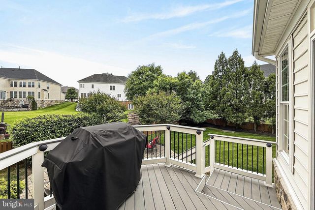 23075 MERIWEATHER CT, Brambleton, VA 20148