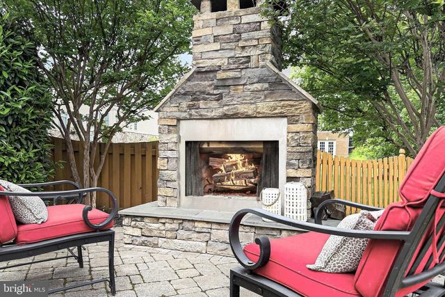 23075 MERIWEATHER CT, Brambleton, VA 20148