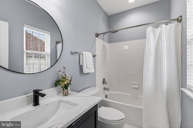 23075 MERIWEATHER CT, Brambleton, VA 20148
