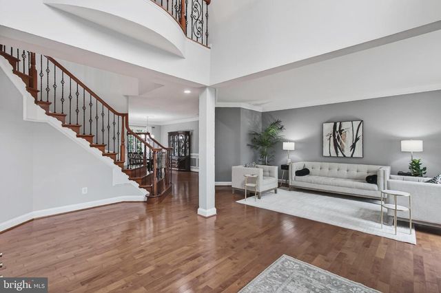 23075 MERIWEATHER CT, Brambleton, VA 20148