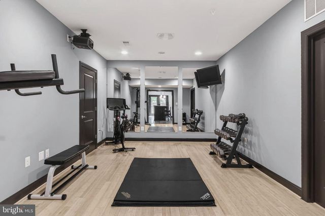 23075 MERIWEATHER CT, Brambleton, VA 20148