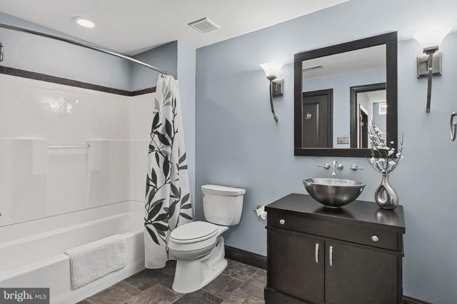 23075 MERIWEATHER CT, Brambleton, VA 20148