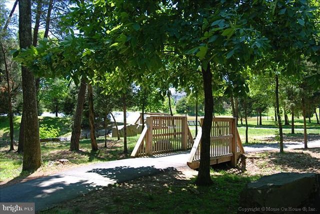 23075 MERIWEATHER CT, Brambleton, VA 20148