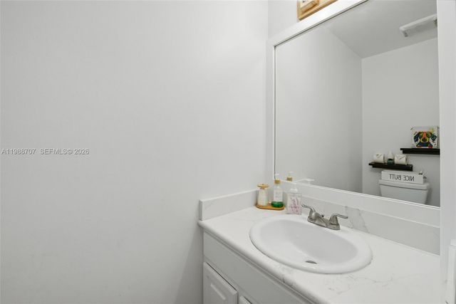 395 NW 89th Ln, Coral Springs, FL 33071