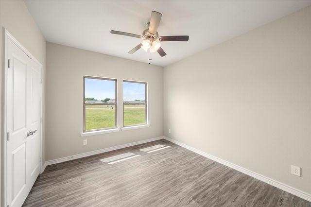 343 Preston Road, Mabank, TX 75147