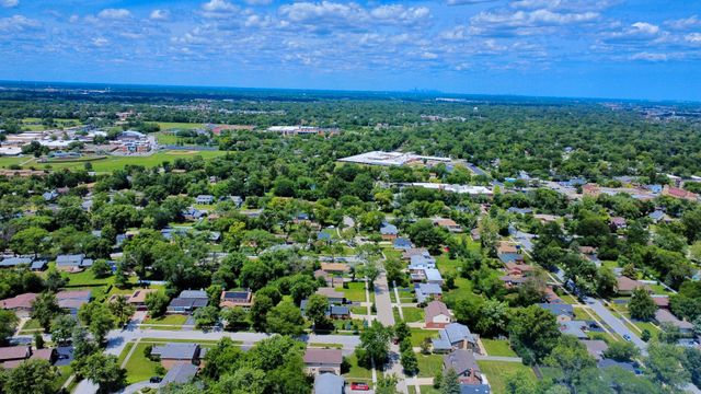 1348 Berry Lane, Flossmoor, IL 60422