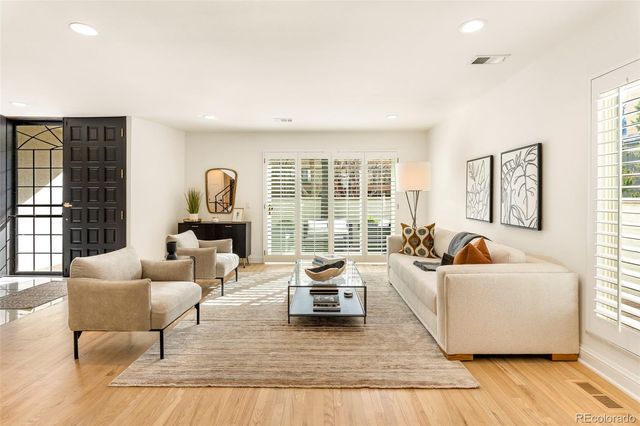 211 Adams Street, Denver, CO 80206