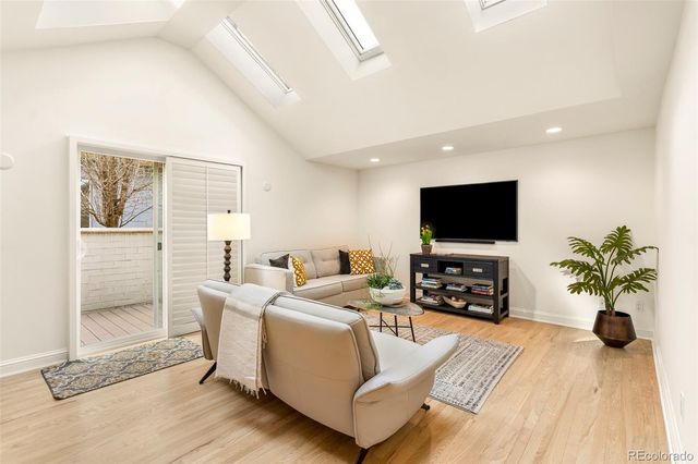 211 Adams Street, Denver, CO 80206