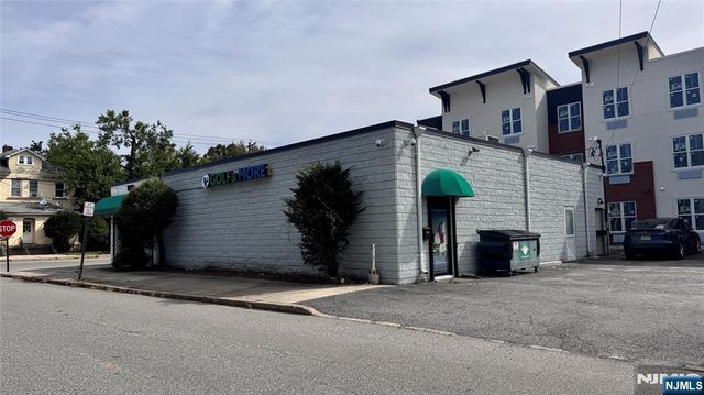 156 Paris Avenue, Northvale, NJ 07647