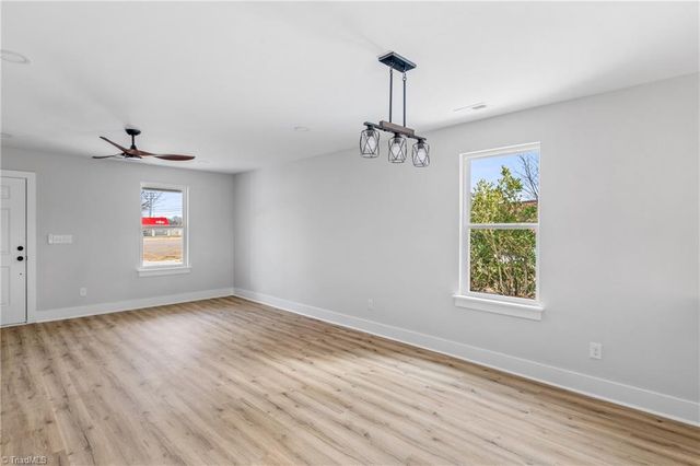 13 Pickard Circle, Lexington, NC 27292