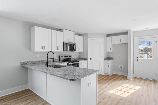 13 Pickard Circle, Lexington, NC 27292