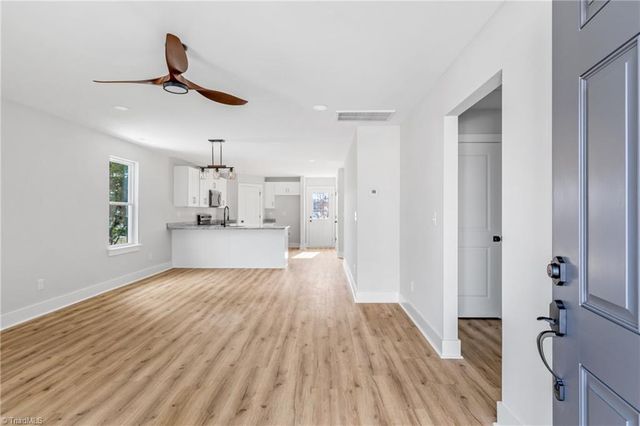 13 Pickard Circle, Lexington, NC 27292