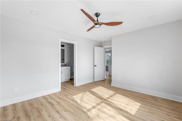 13 Pickard Circle, Lexington, NC 27292