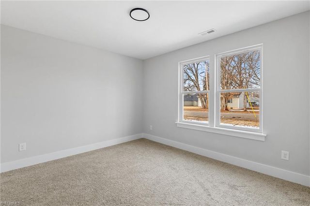 13 Pickard Circle, Lexington, NC 27292