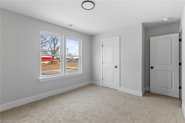 13 Pickard Circle, Lexington, NC 27292