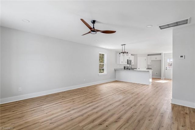 13 Pickard Circle, Lexington, NC 27292