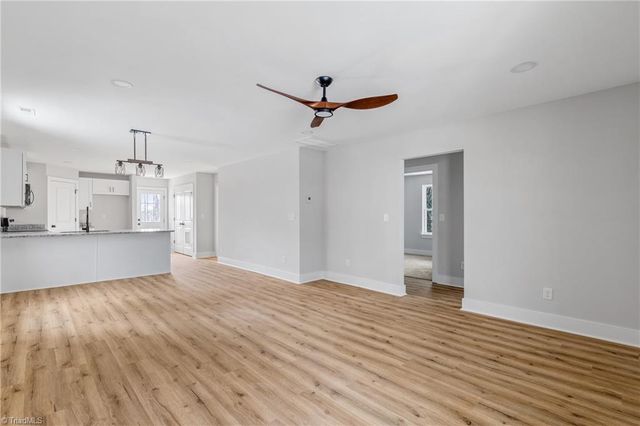 13 Pickard Circle, Lexington, NC 27292