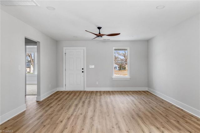 13 Pickard Circle, Lexington, NC 27292