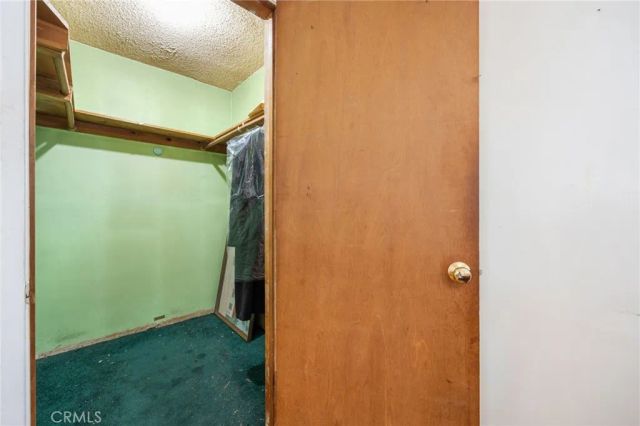 10400 Mary Avenue, Los Angeles, CA 90002