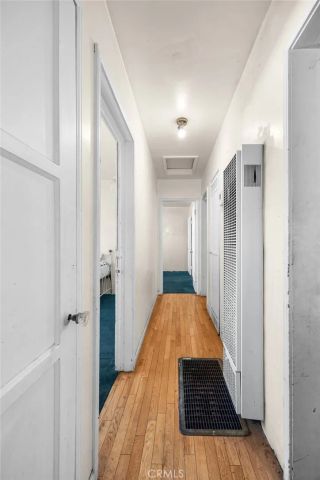10400 Mary Avenue, Los Angeles, CA 90002