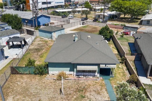 10400 Mary Avenue, Los Angeles, CA 90002