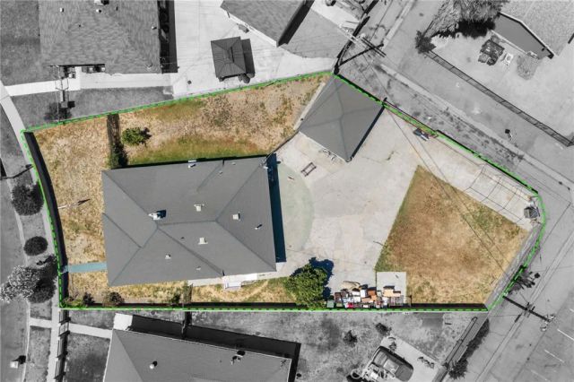 10400 Mary Avenue, Los Angeles, CA 90002