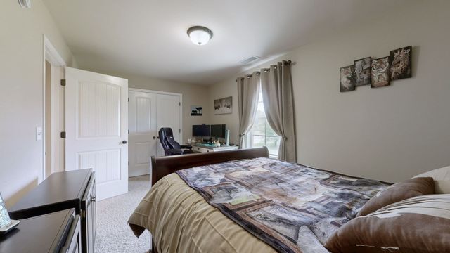 107 Waldron View Dr, Murfreesboro, TN 37130